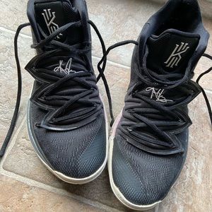 Nike Kyrie 5